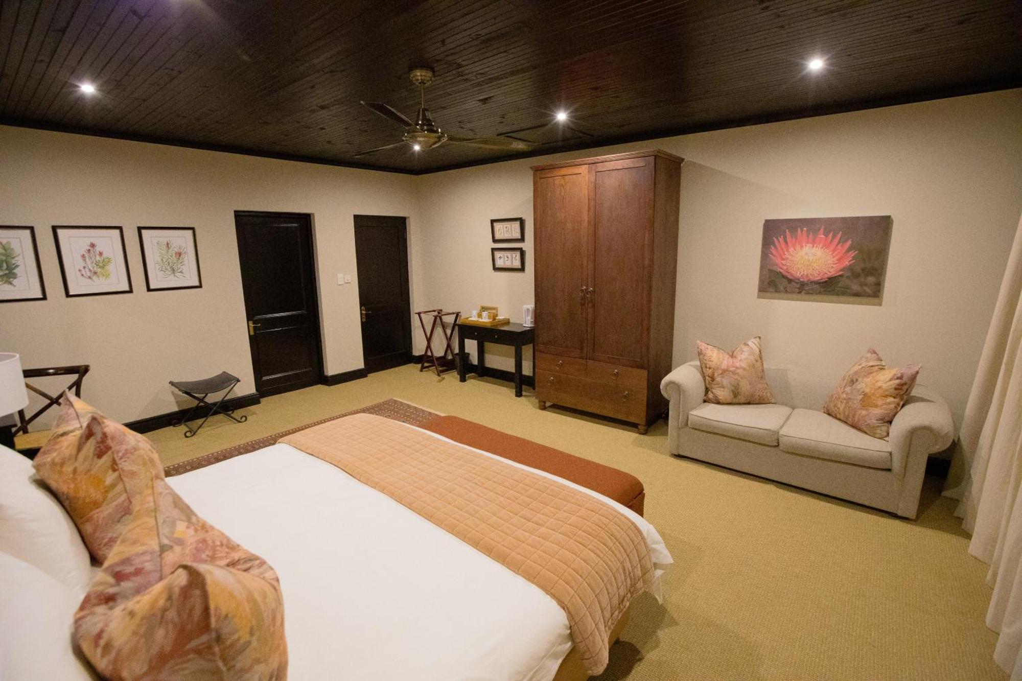 Swartberg Private Game Lodge Oudtshoorn Kültér fotó